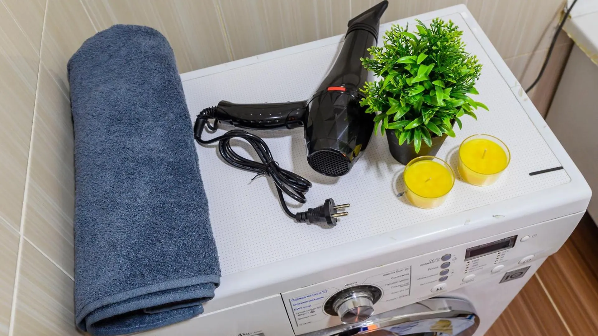 Apartment Квартира На 9-10 Человек 56 Almaty